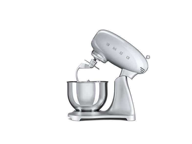 SMEG SMF01SVEU Konyhai robotgép, Ezüst