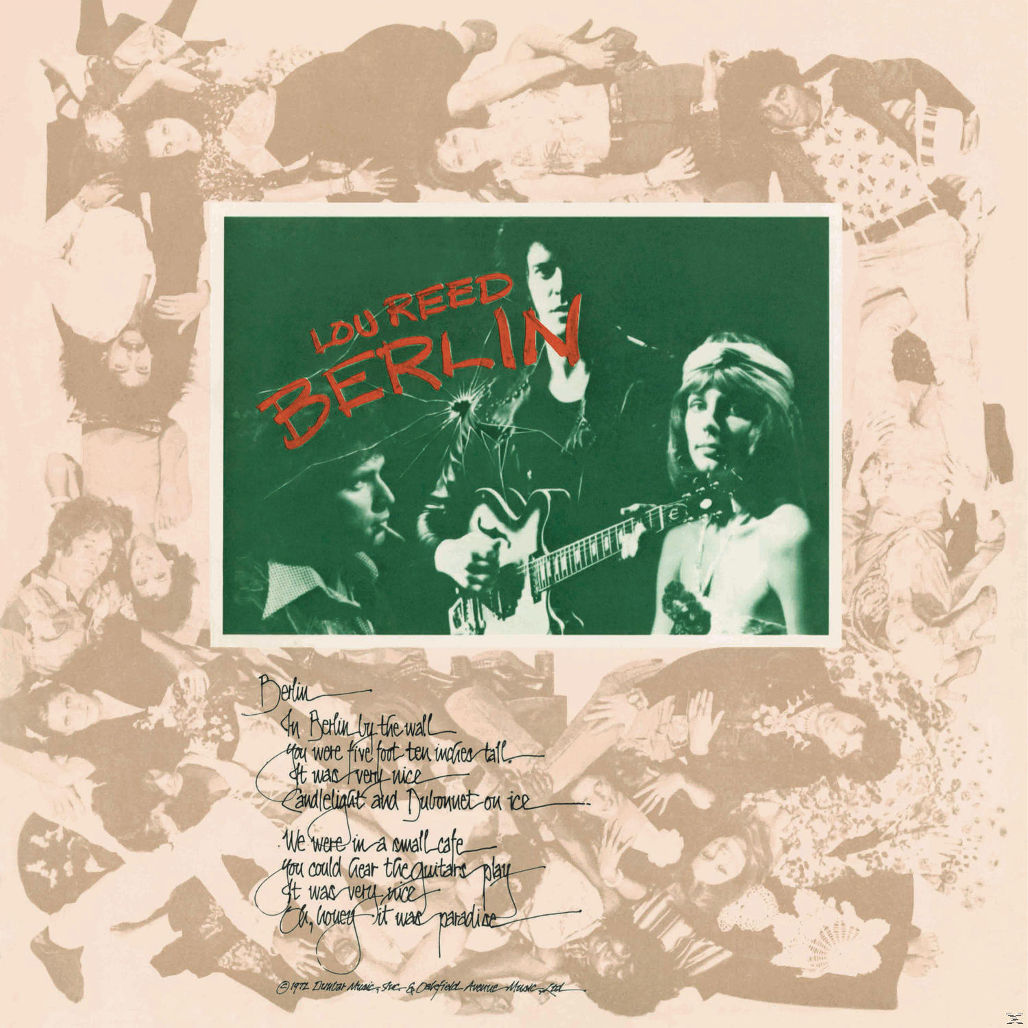 Lou Reed Berlin Albumcover. Bild von Lou Reed, Bandkollegen und handgeschriebenen Texten auf grünem Grund.