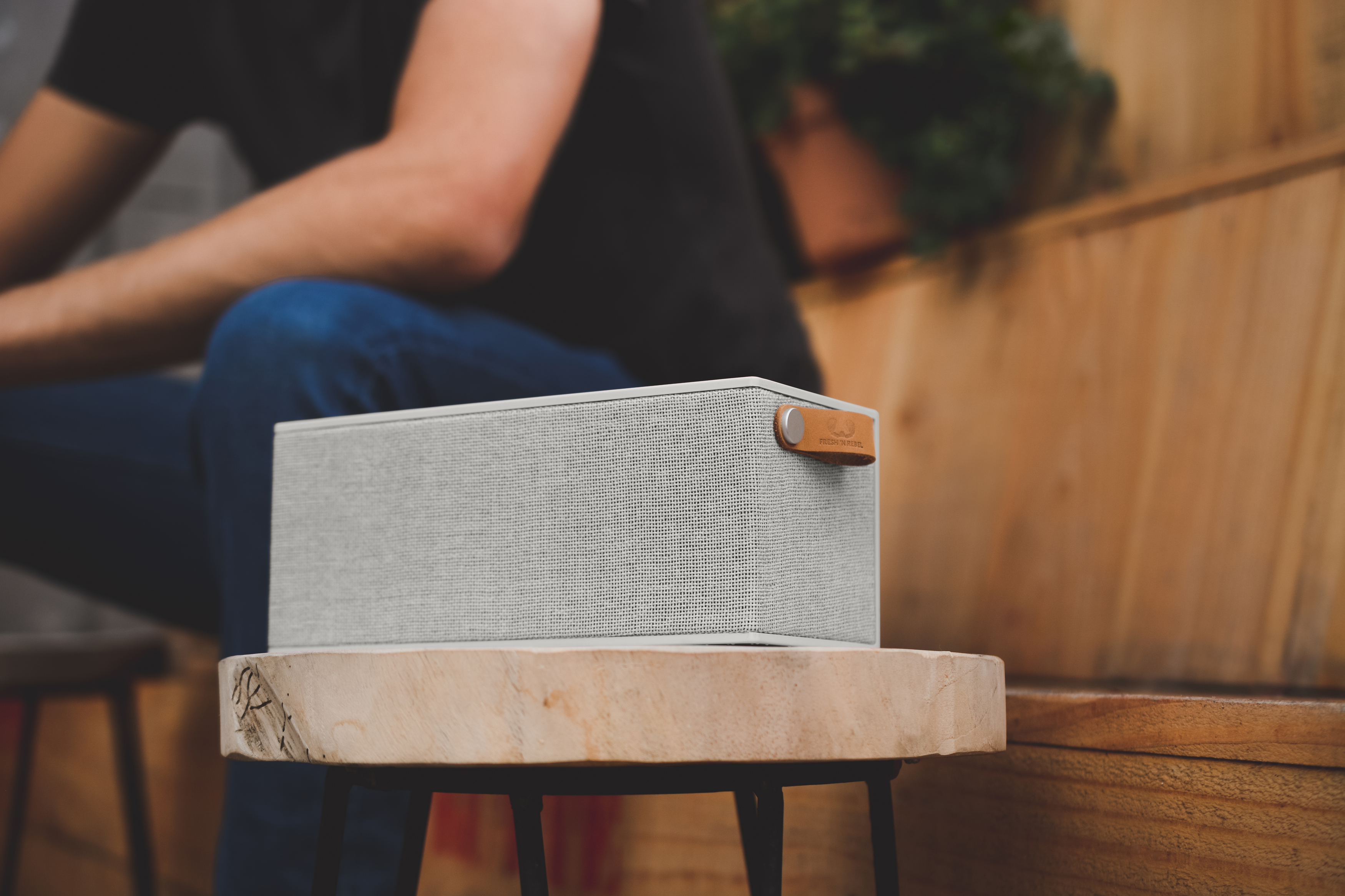 FRESH N REBEL Rockbox Brick XL Bluetooth Lautsprecher, Cloud