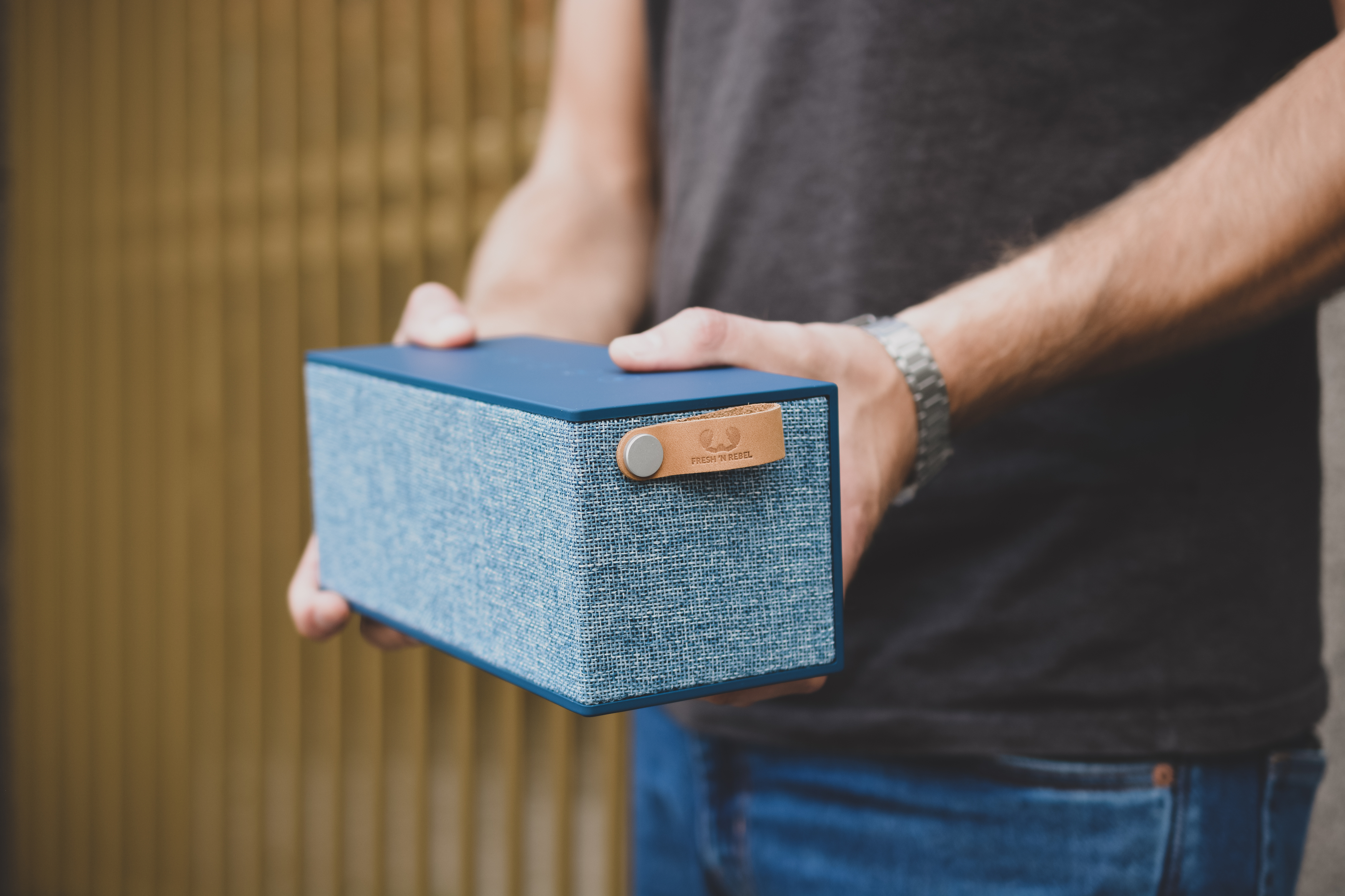 FRESH ‘N REBEL Rockbox Brick XL Bluetooth Lautsprecher, Indigo