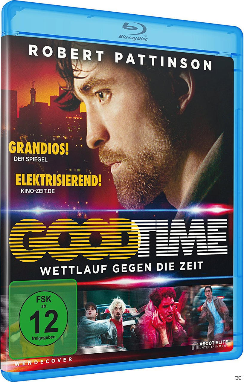 Blu-ray-Cover von "Good Time". Robert Pattinsons Gesicht und eine Gruppe von Leuten. Blaue Hülle.
