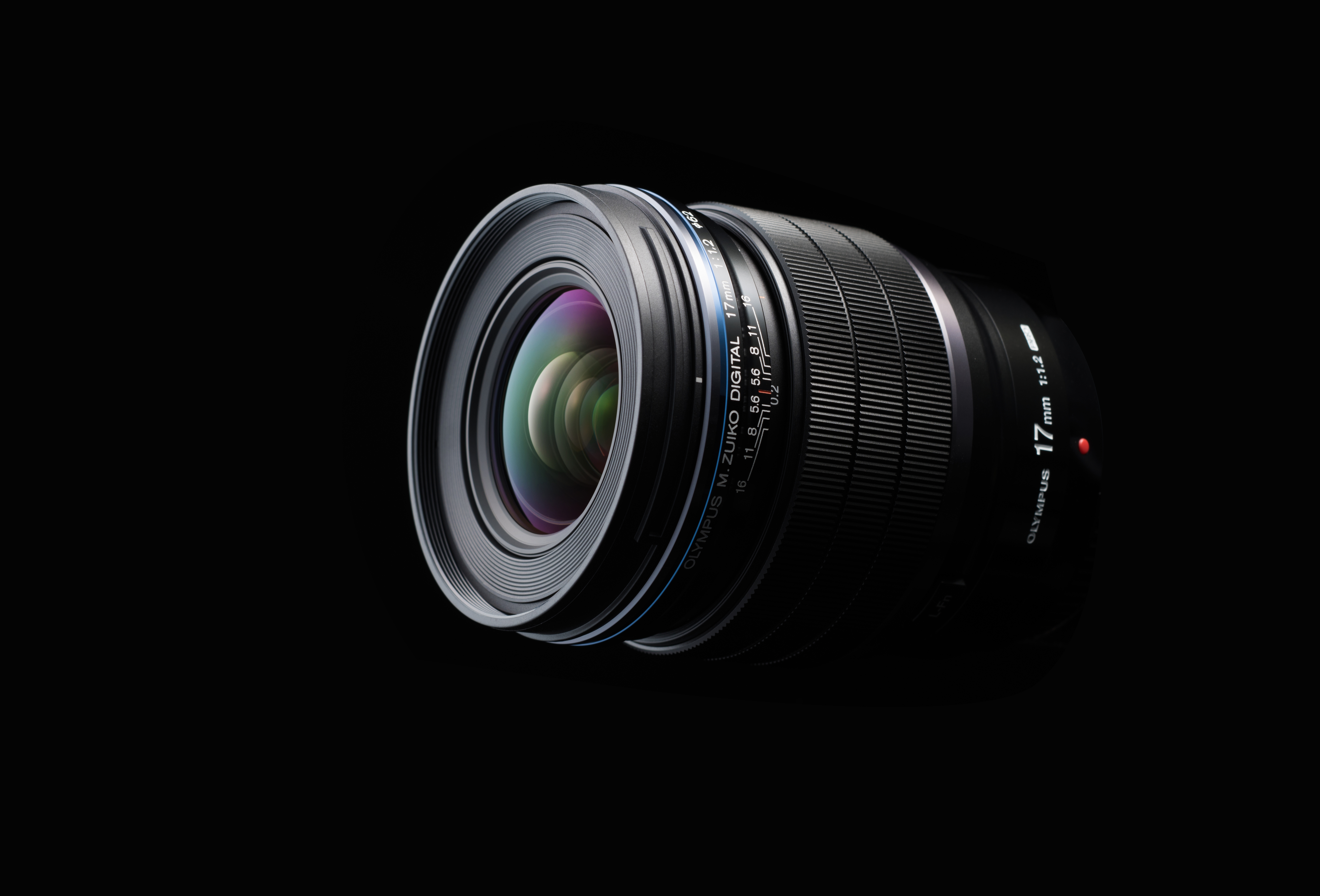 OLYMPUS M.ZUIKO Digital ED 17 mm - 34 mm f/1.2 PRO (Objektiv für Micro-Four-Thirds, Schwarz)