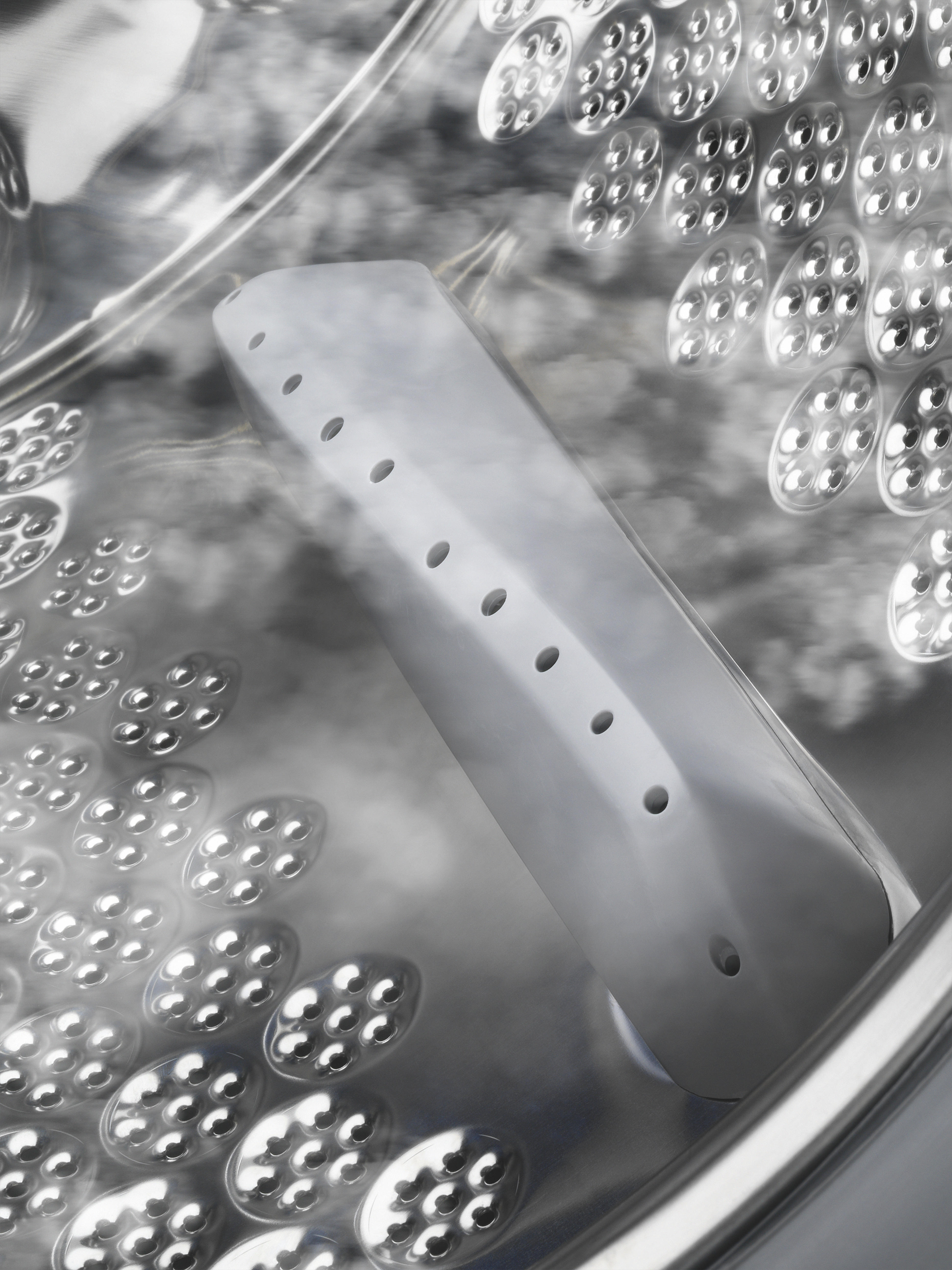 AEG L8FE76695 8000er Serie Waschmaschine (9,0 kg, 1551 U/Min., B)