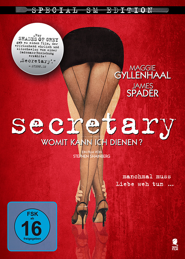 DVD-Cover mit Beinen, Titel: Secretary, eine Frau in Strümpfen, High Heels und rotem Hintergrund.