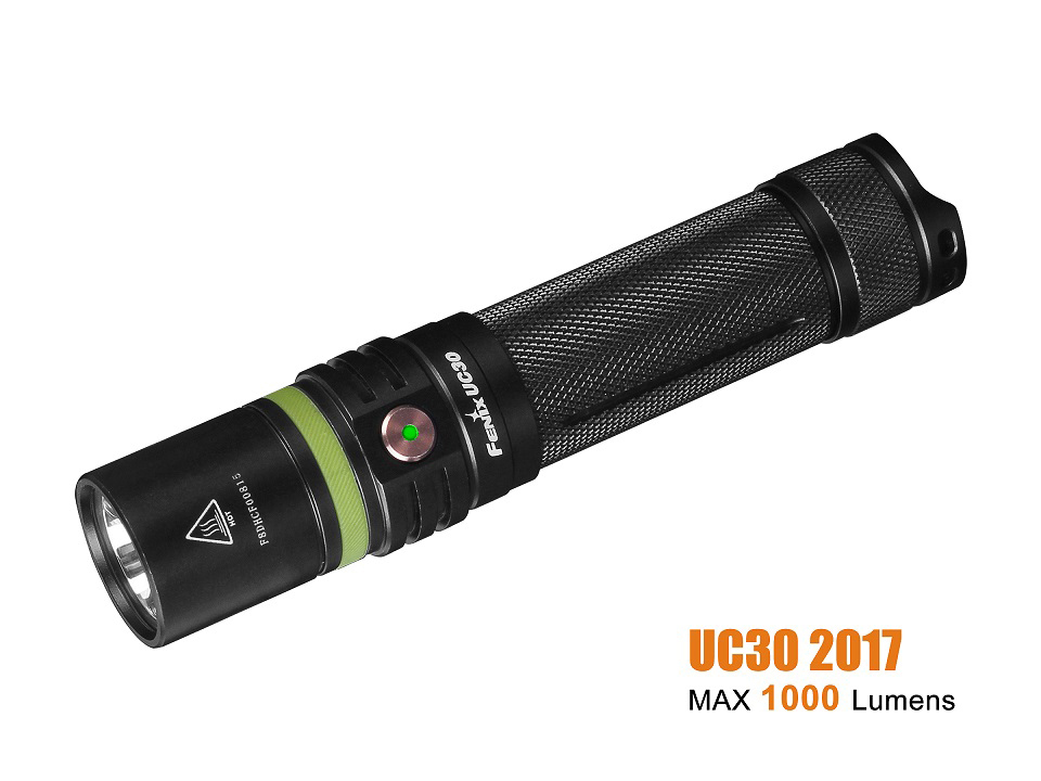 FENIX UC30 2017 Taschenlampe