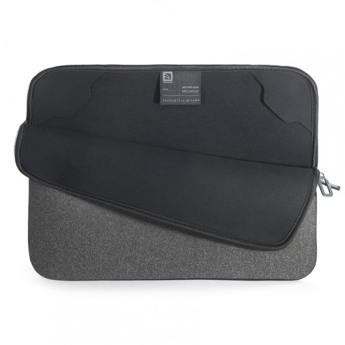 Graue Laptop-Hülle, geöffnet, zeigt die Innenseite, in Grau und Schwarz.