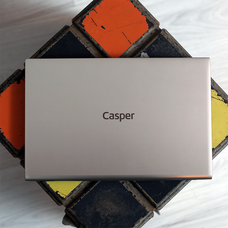 CASPER F650.8250 8145T S  i5 8250 18 1 TB 128 SDD 940MX Windows 10 Laptop