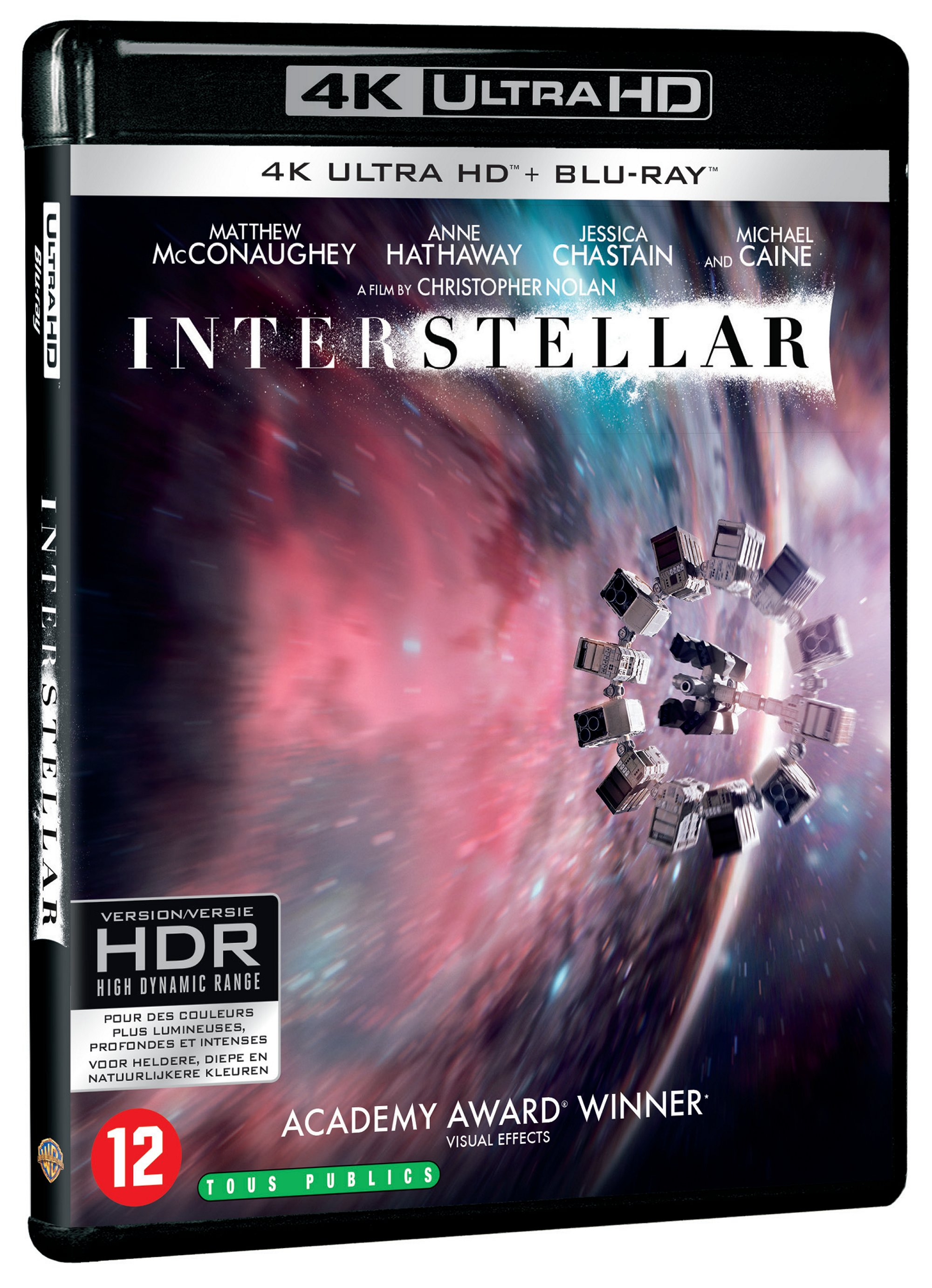 Jaquette Blu-ray Interstellar avec acteurs et un vaisseau spatial.