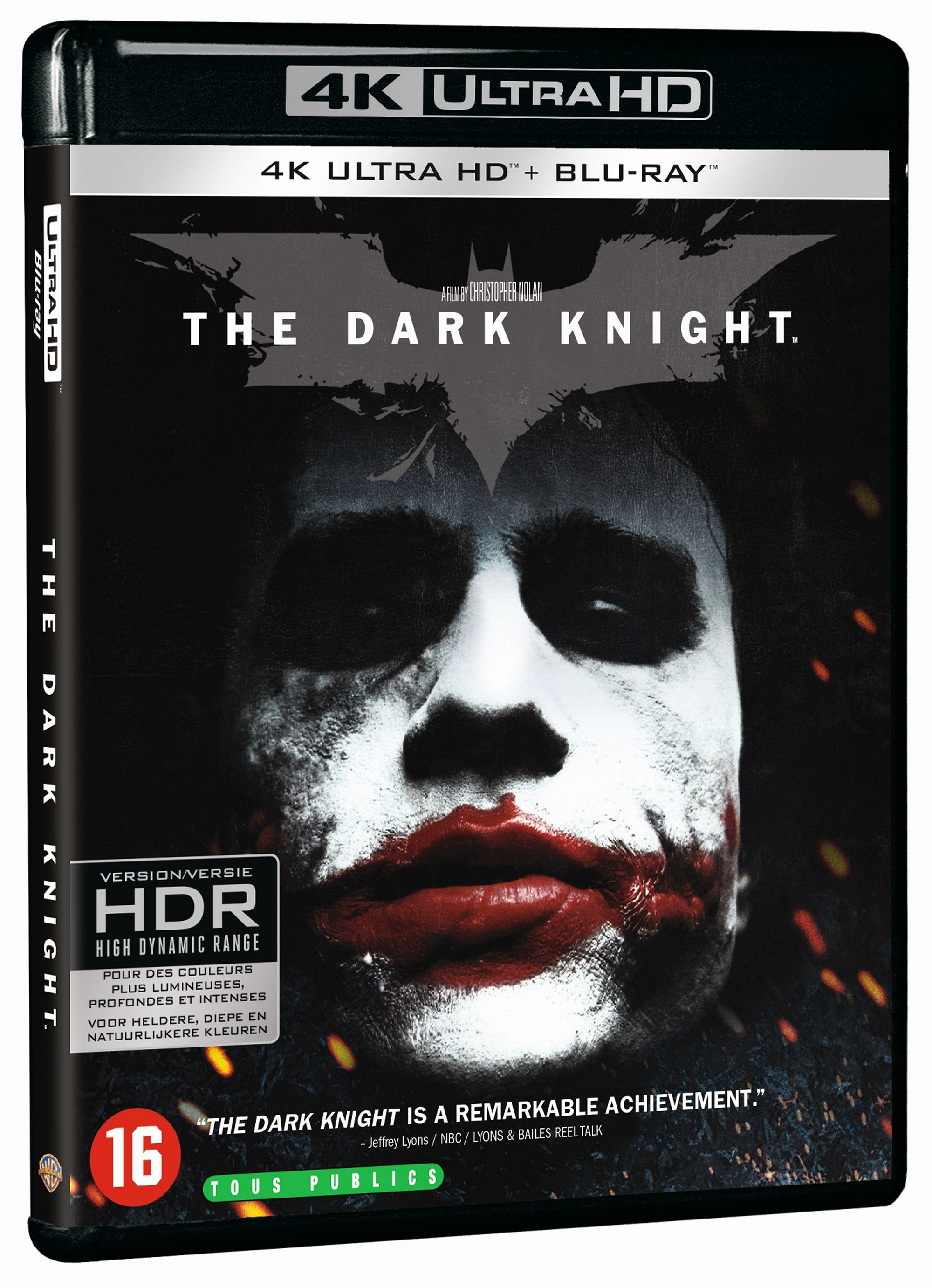 La couverture Blu-ray de The Dark Knight. Portrait du Joker et texte.
