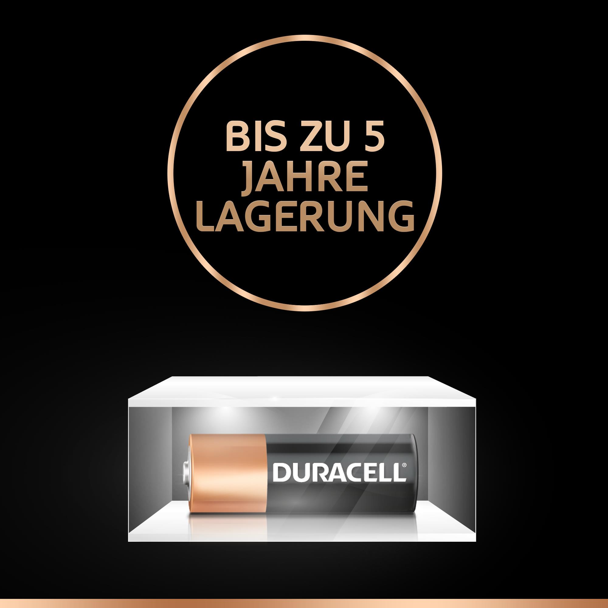 Pile Duracell dans une vitrine, avec texte indiquant "Jusqu'à 5 ans de stockage".