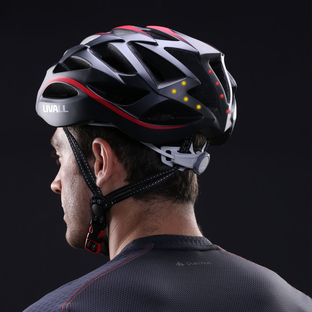 LIVALL BH 62 (Smarter Fahrradhelm, 55-61 cm, Schwarz/Rot)