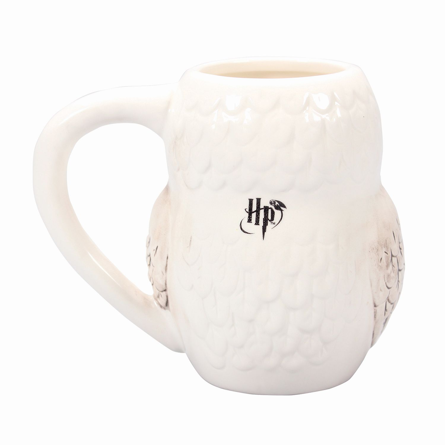 Eine weiße, eulenartige Tasse mit dem Harry Potter Logo. Die Tasse hat einen Henkel.
