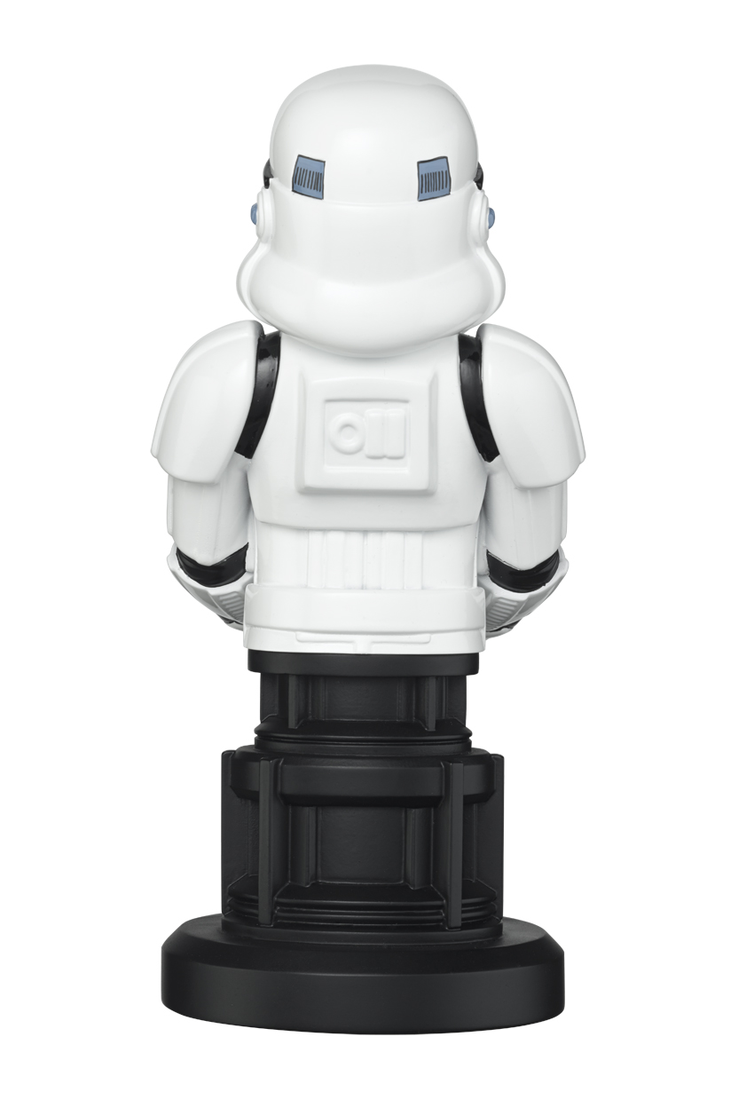 Eine Rückansicht einer Stormtrooper-Figur auf schwarzem Sockel. Sie ist weiß und schwarz.