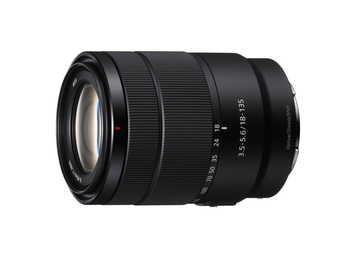 SONY Alpha 6300 Zoom Kit (ILCE-6300M) Systemkamera mit Objektiv 18-135 mm, 7,6 cm Display, WLAN