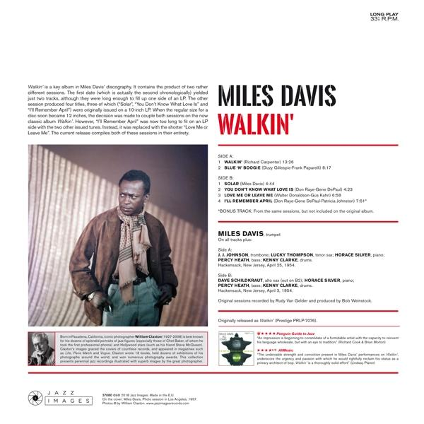 Albumcover mit einem Bild eines Mannes, Text einschließlich einer Titelliste und Credits auf beigem Hintergrund.