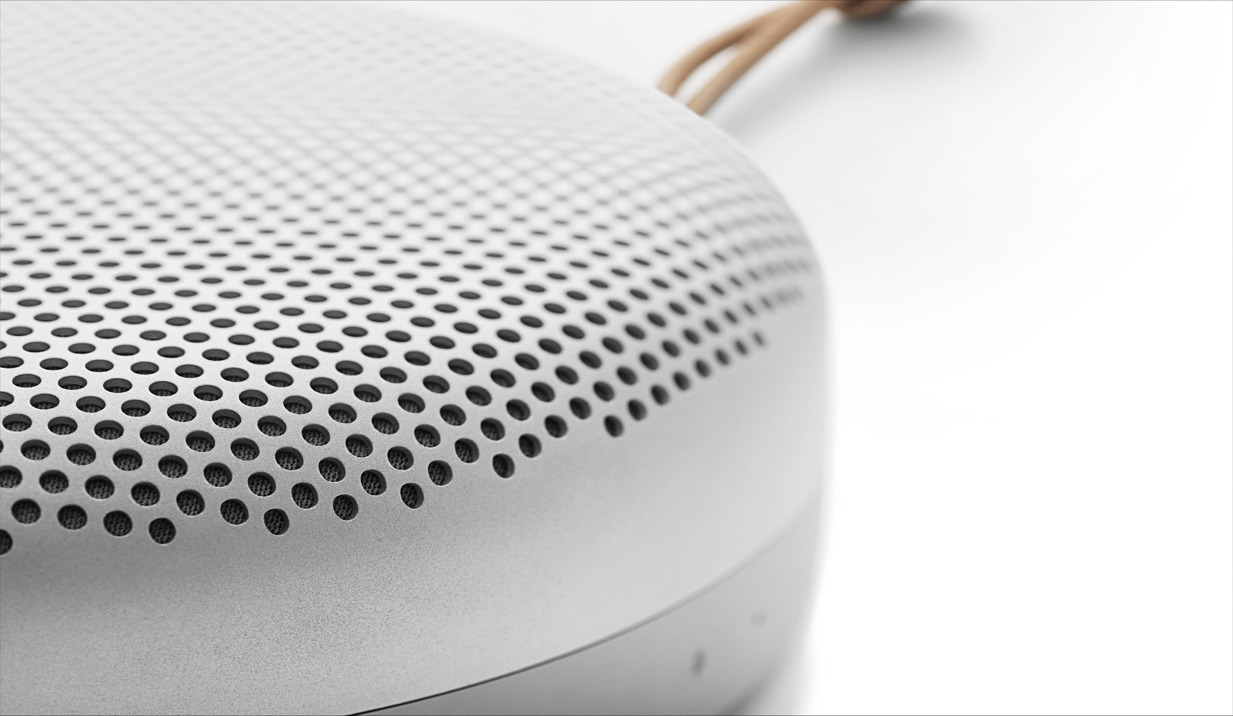 B&O PLAY Beoplay A1 Bluetooth Lautsprecher, Natural