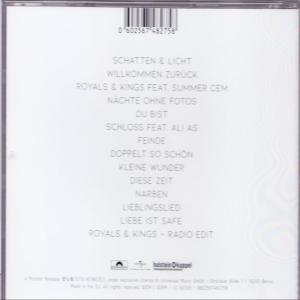 CD-Cover mit Titelliste auf Deutsch. Enthält Titel wie Schatten & Licht und Royals & Kings.