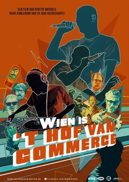 Affiche avec un homme tenant un micro, d'autres figures et du texte en néerlandais, orange et marron.