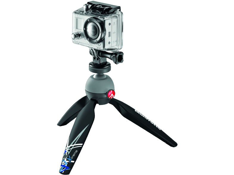 Een zwart statief met een camera gemonteerd, met de labels Manfrotto en Xtreme.