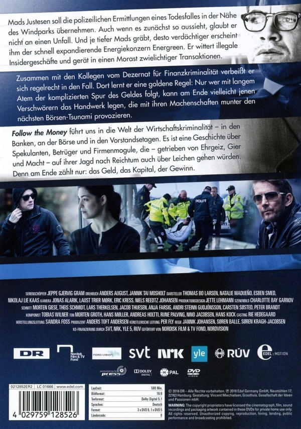 Rückseite einer DVD-Hülle. Menschen stehen um einen Mann herum, der auf dem Boden liegt. Text.