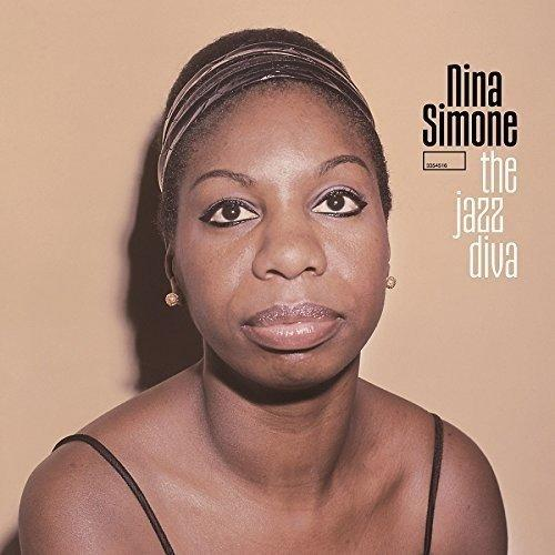Albumhoes van Nina Simone, een close-up van haar gezicht met een neutrale achtergrond.