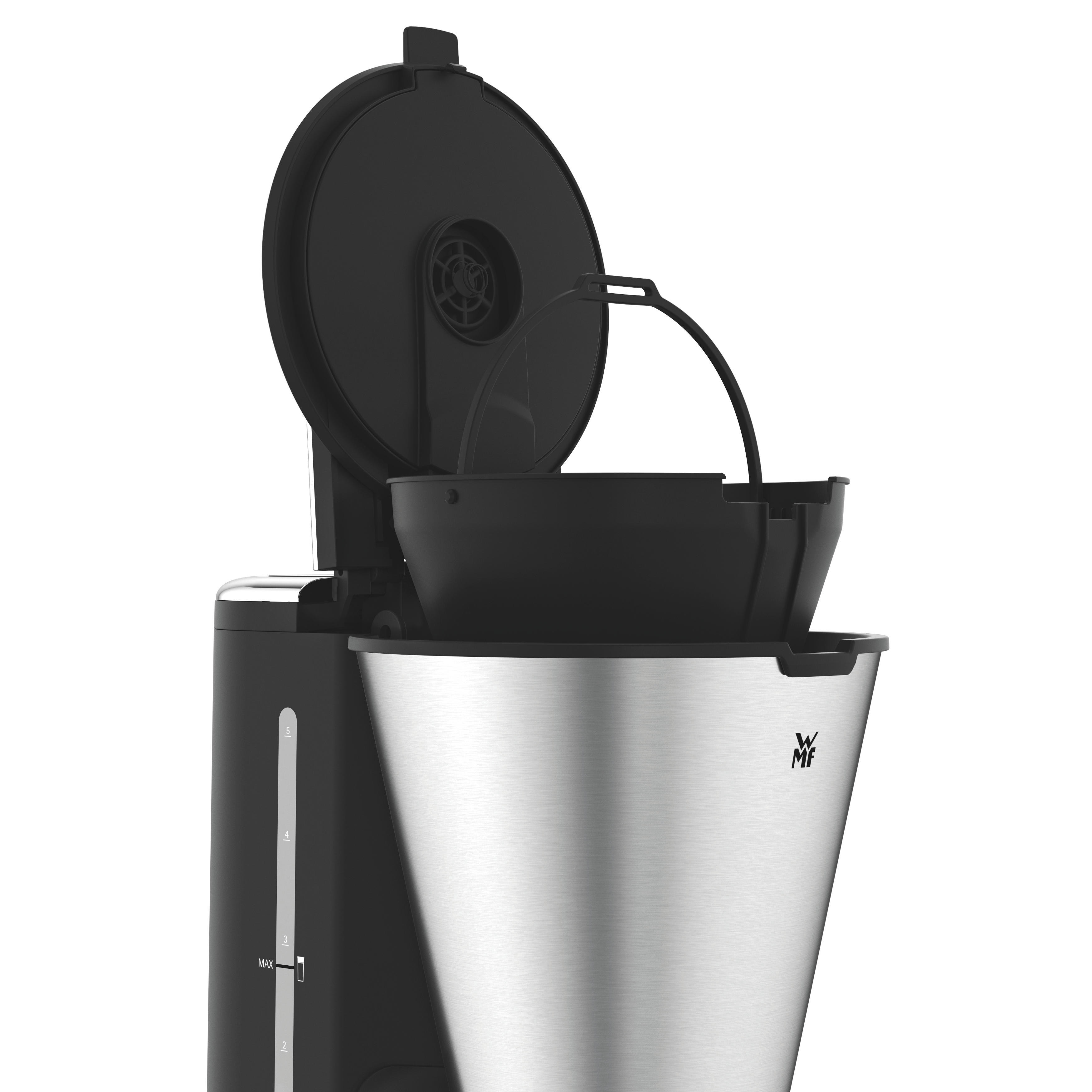 Een zwarte en zilveren koffiezetapparaat met een open deksel, een watercontainer en een zilveren pot.