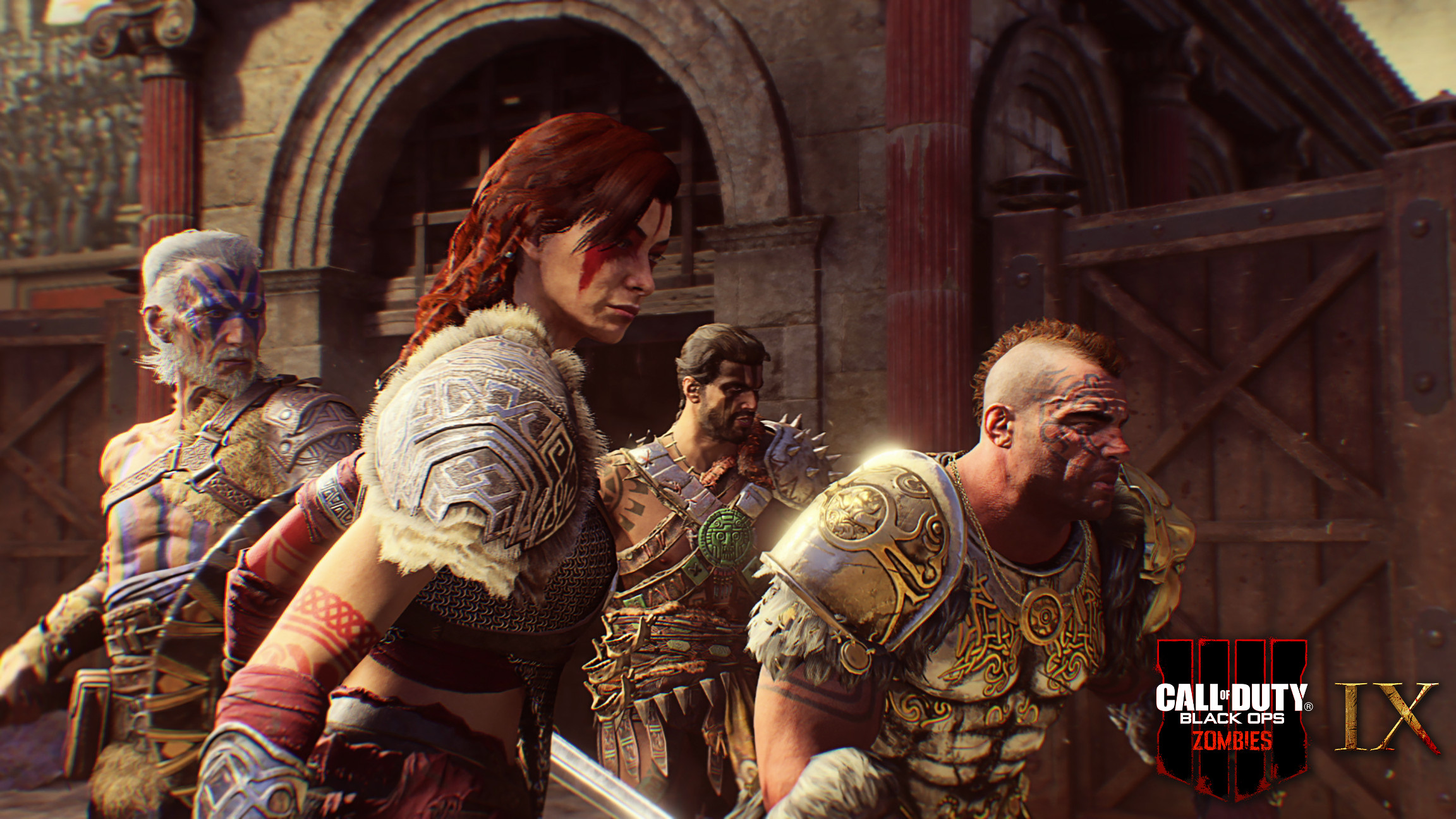 Vier personages uit een videogame in een Romeinse setting, met wapens en harnassen.