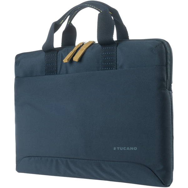 Eine marineblaue Laptoptasche mit gelben Reißverschlüssen und Griffen, weißer Hintergrund.