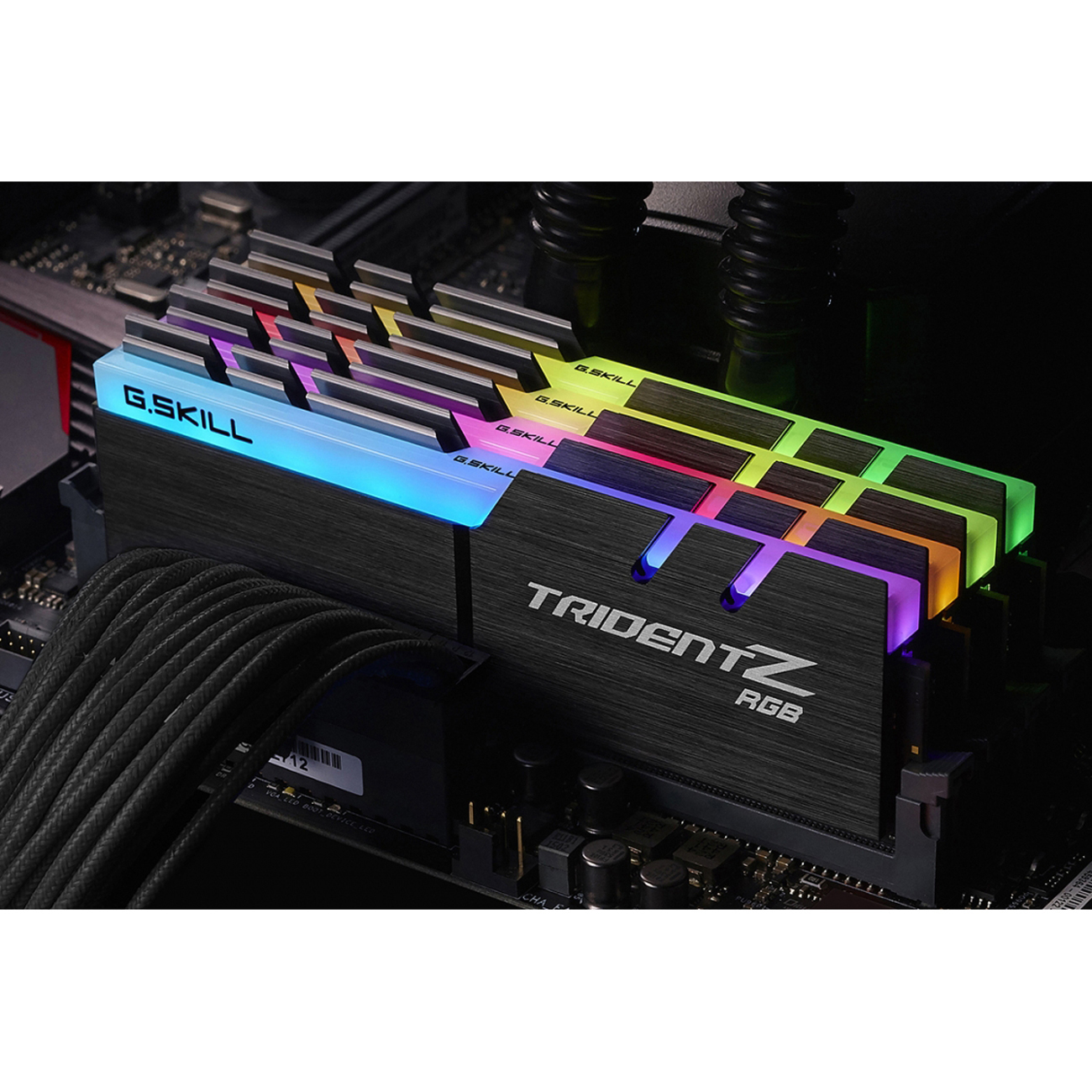 G.SKILL Trident Z RGB PC Arbeitsspeicher 32 GB DDR4
