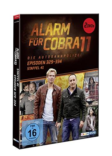 DVD-Cover von 'Alarm für Cobra 11', mit zwei Männern vorne und Bildern von Personen im Hintergrund.