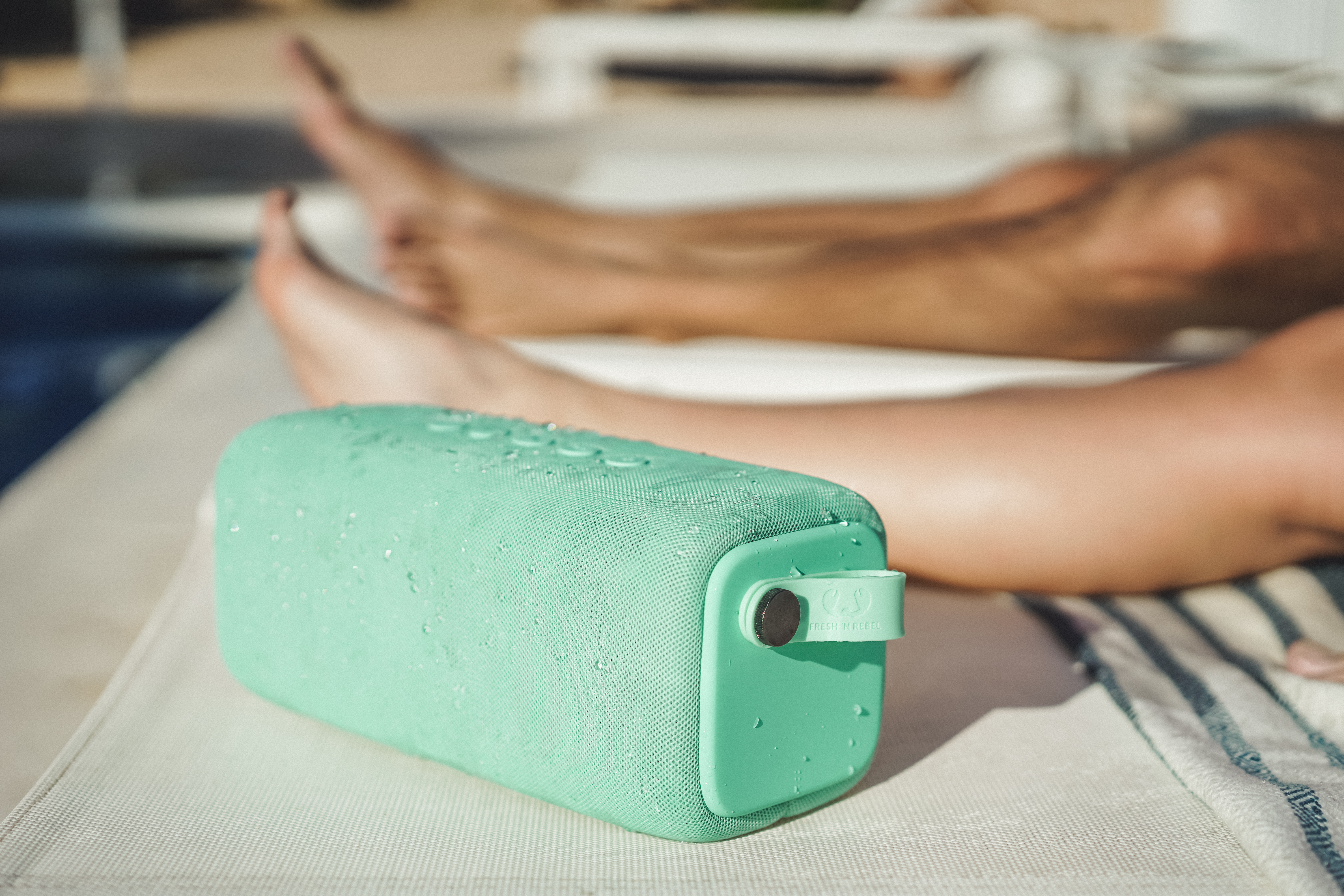 FRESH ‘N REBEL Rockbox Bold L Bluetooth Lautsprecher, Türkis, Wasserfest