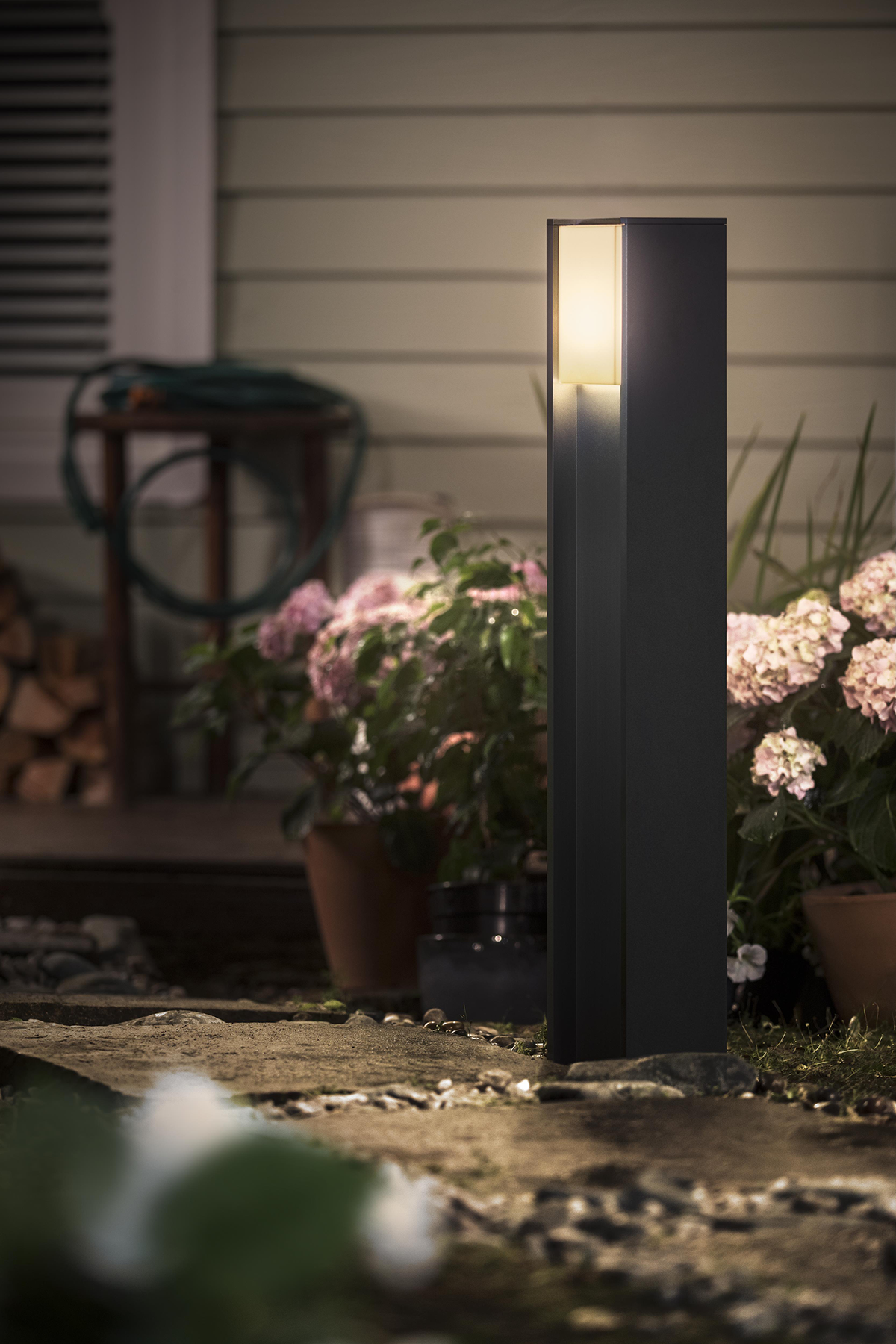 PHILIPS HUE Turaco Sokkellamp Hoog Antraciet