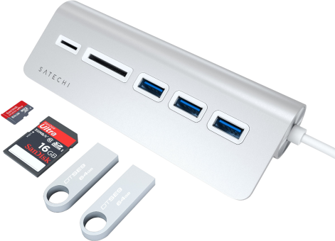 Hub USB Satechi argenté avec fentes pour cartes SD, ports USB et deux clés USB.