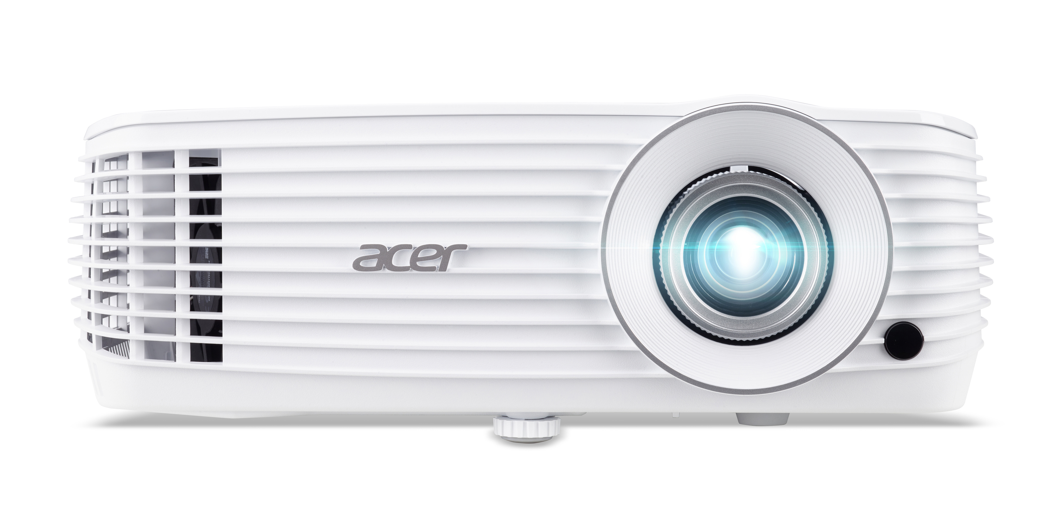 Ein weißer Acer-Projektor mit Linse und Lüftungsschlitzen auf weißem Hintergrund.