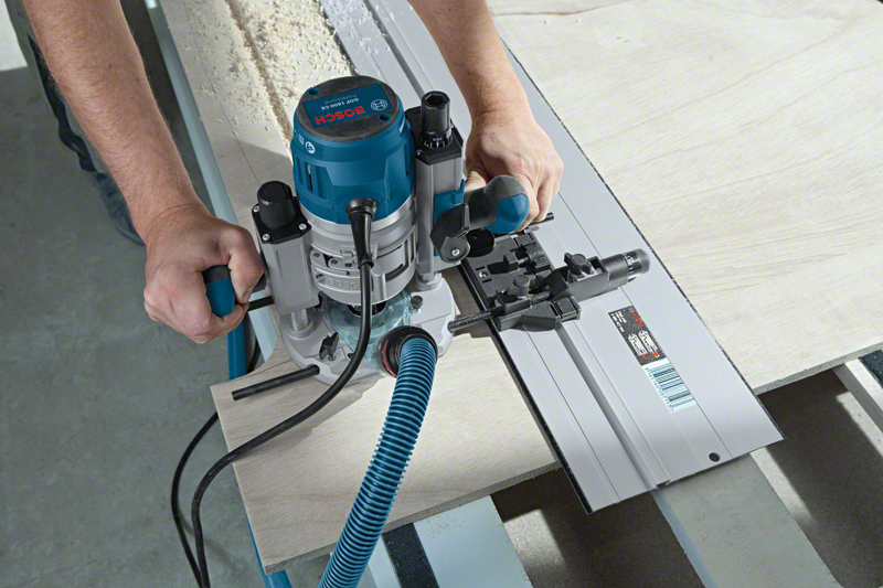 BOSCH PROFESSIONAL GOF 1600 CE felsőmaró  - 601624020