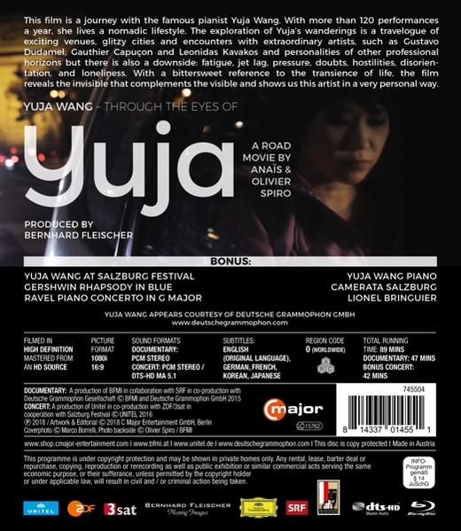 Rückseite einer DVD-Hülle. Text und Bilder sind vorhanden. Es zeigt das Gesicht einer Frau und Text.