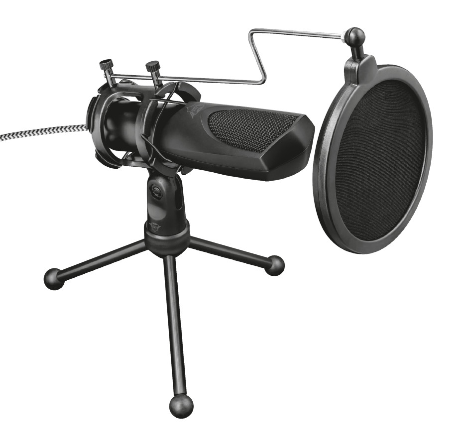 Een zwarte microfoon met een popfilter en een klein statief, alles op een witte achtergrond.