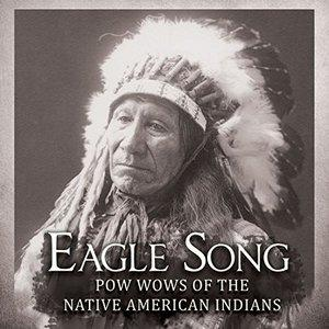 Schwarzweißbild eines amerikanischen Ureinwohners mit Kopfschmuck. Text: 'Eagle Song'.