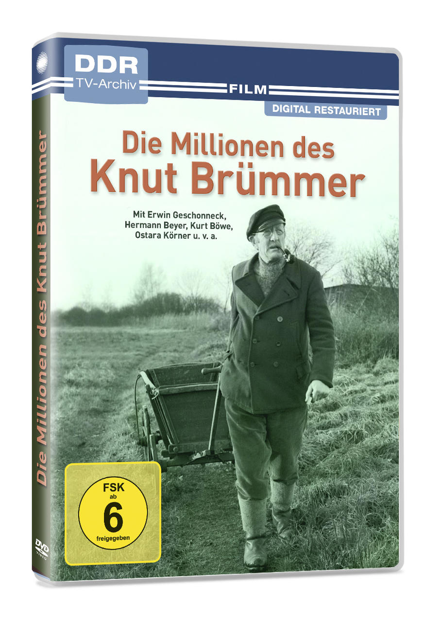 DVD-Cover mit einem älteren Mann in Mantel und Hut, der mit einem Karren auf einem Feld geht. Vintage Schwarzweiß.