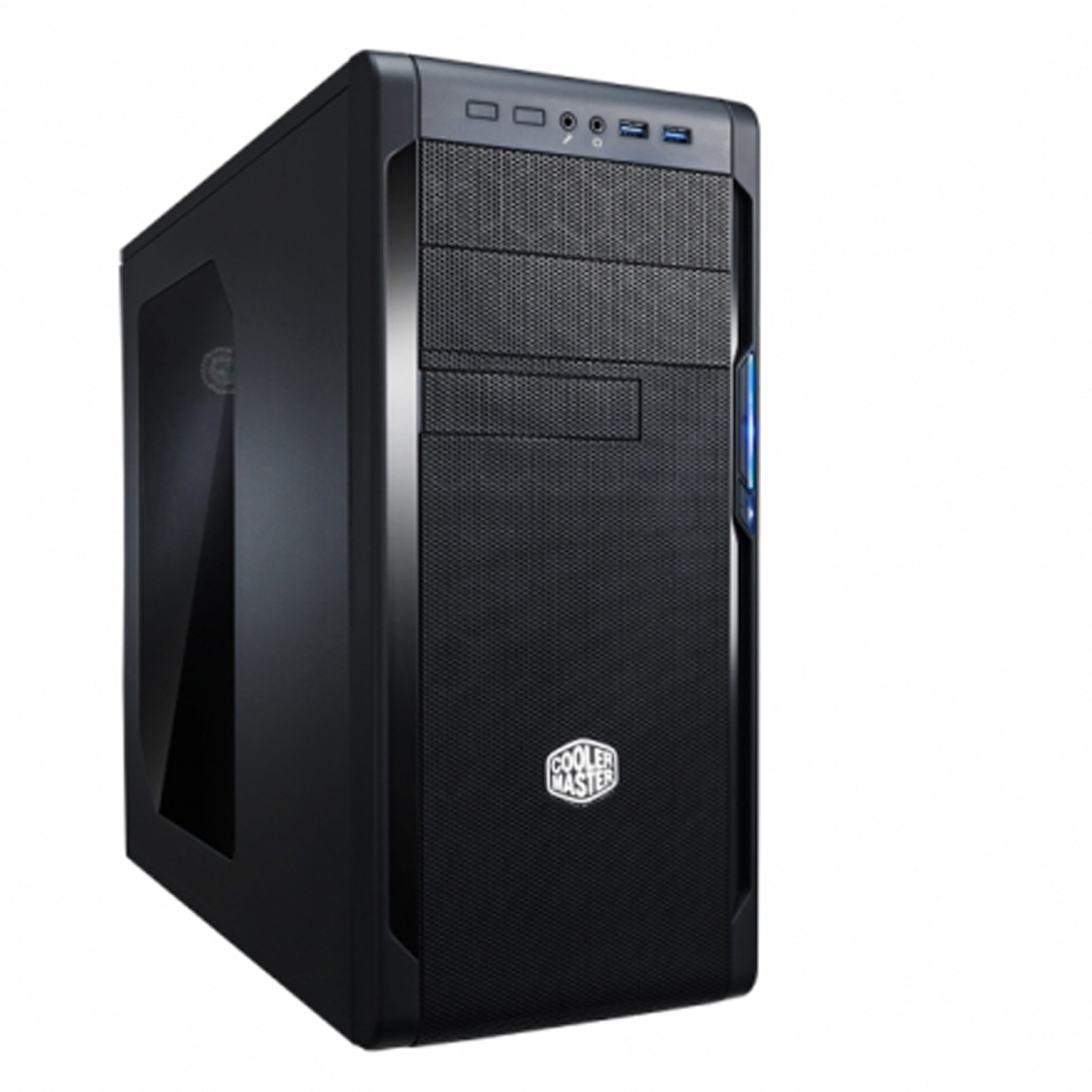 Schwarzes Computergehäuse mit Mesh-Front. Schräge Ansicht mit Seitenwand und Cooler Master-Logo.