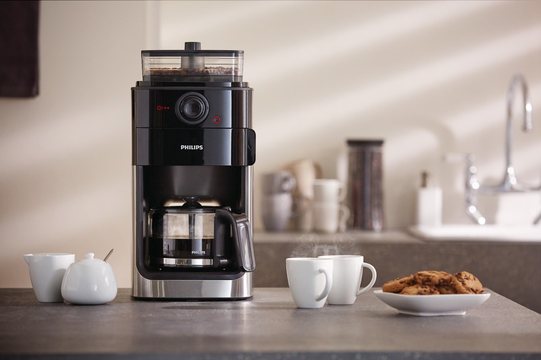 PHILIPS  Percolateur Grind & Brew (HD7767/00) - Machine à café - Capacité (réservoir d'eau): 1,2 l - Type de pot: Verre - Inox