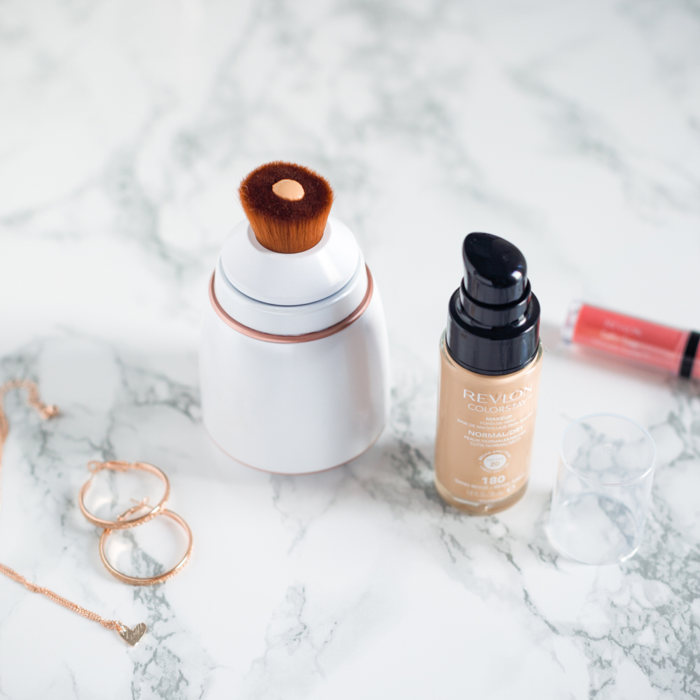 REVLON Ultimate Glow Ersatzbürste Weiß