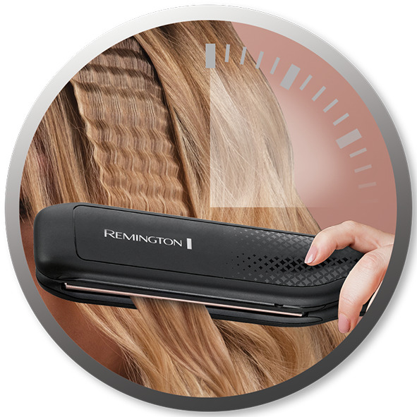 Eine Person, die Haare mit einem Remington-Haar-Crimper kräuselt.