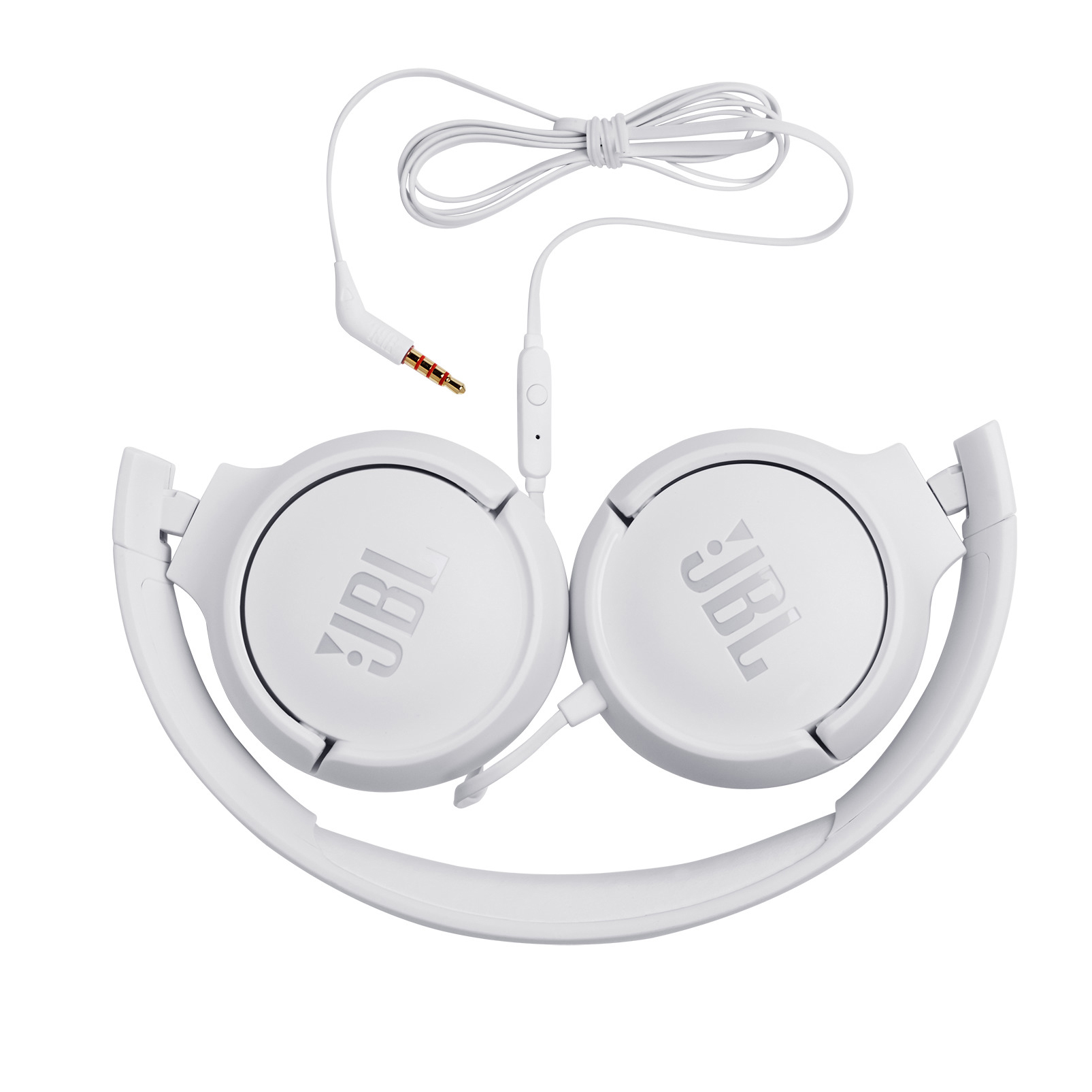 Weiße JBL-Kopfhörer mit weißem Kabel und Klinkenstecker auf weißem Hintergrund.