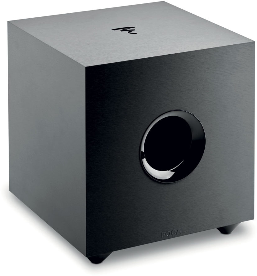 Fekete kocka alakú mélynyomó, kerek porttal és Focal logóval, fehér felületen.