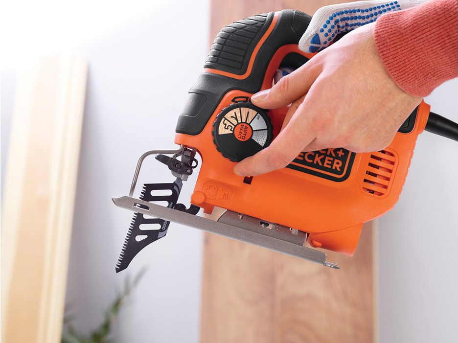 BLACK+DECKER KS901SEK 620W Dekopírfűrész