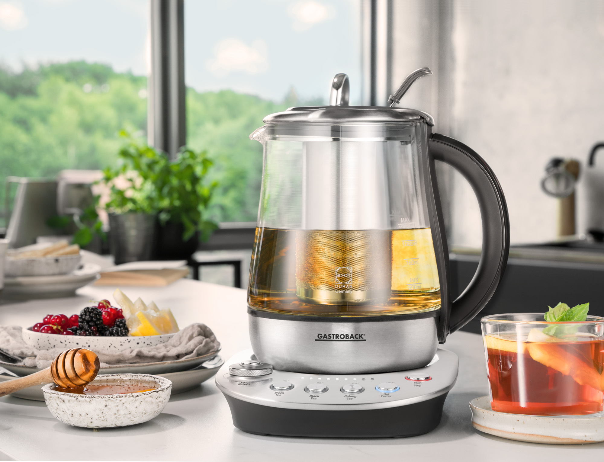 GASTROBACK 42434 Design Tea Aroma Plus Teekocher (1400 Watt , Edelstahl/Schwarz)