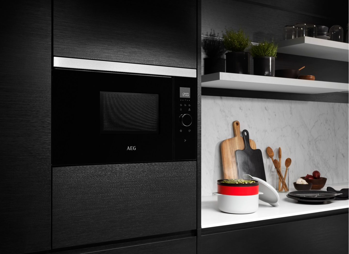 AEG MBB1755SEM, Mikrowelle (800 Watt)