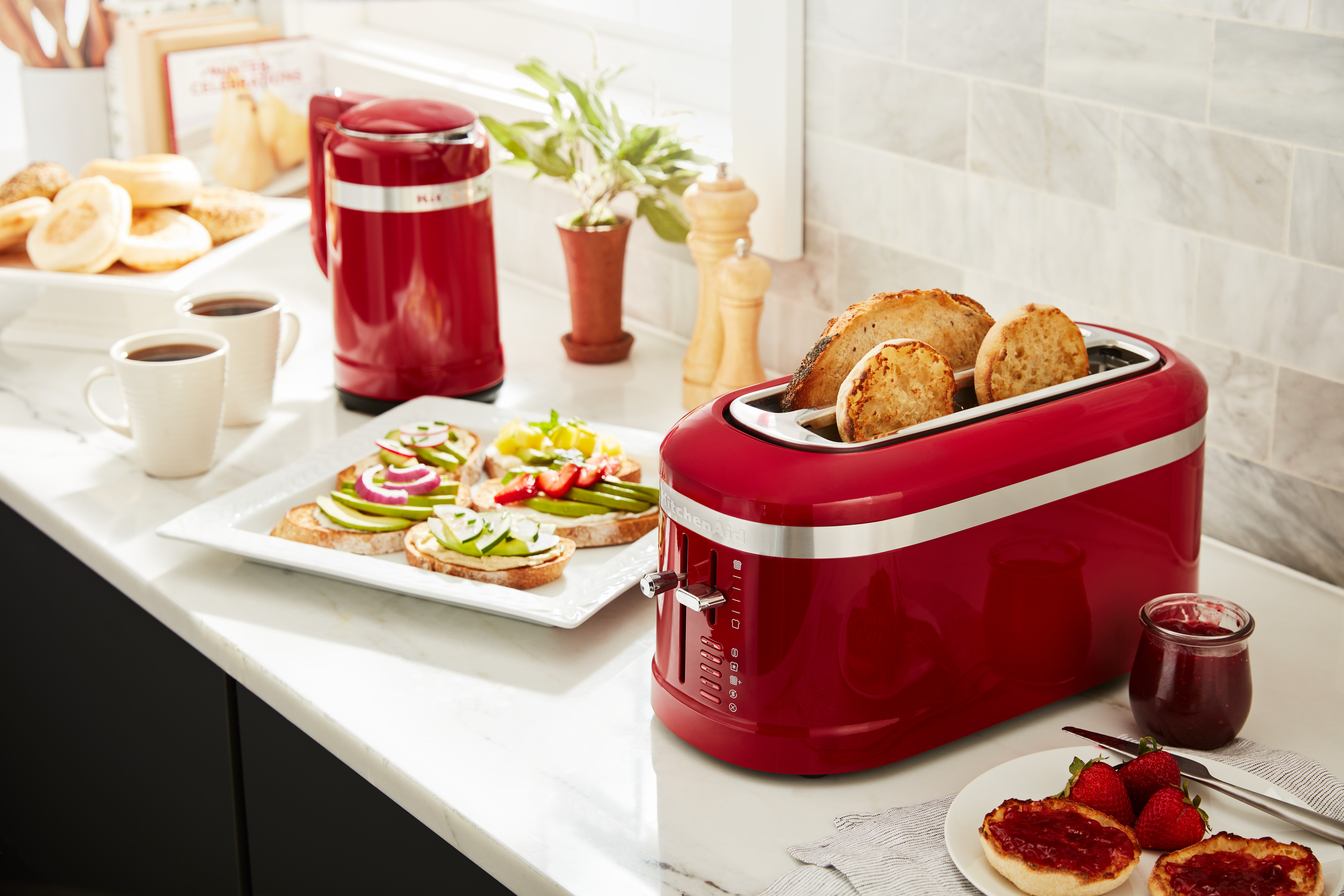 KITCHENAID 5KMT5115EER Classic Collection Toaster Empire Rot (1500 Watt, Schlitze: 2)