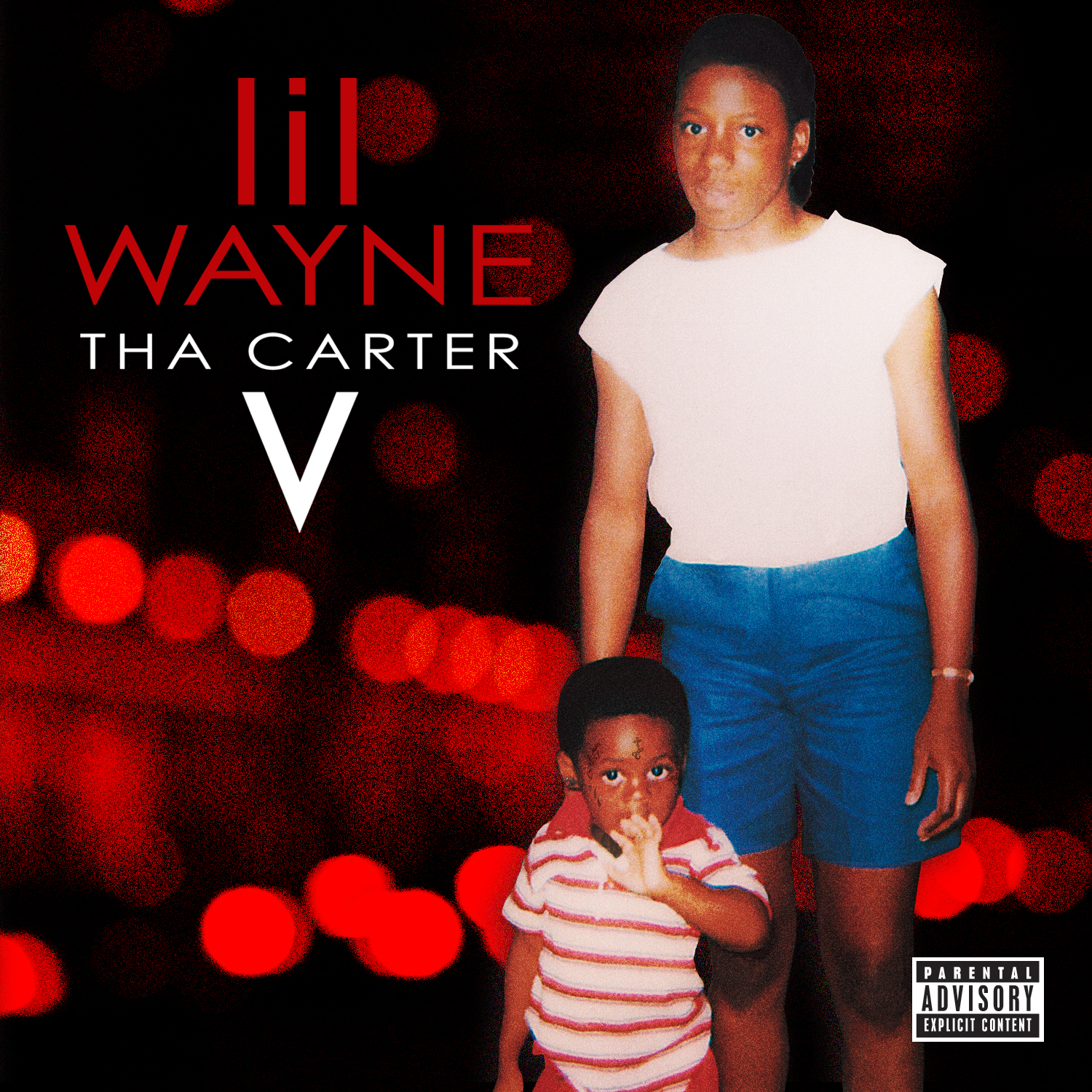 Albumcover: Lil Wayne, Tha Carter V. Zeigt zwei Personen, darunter ein Kind, vor rotem Licht.